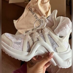 Louis Vuitton Sneakers